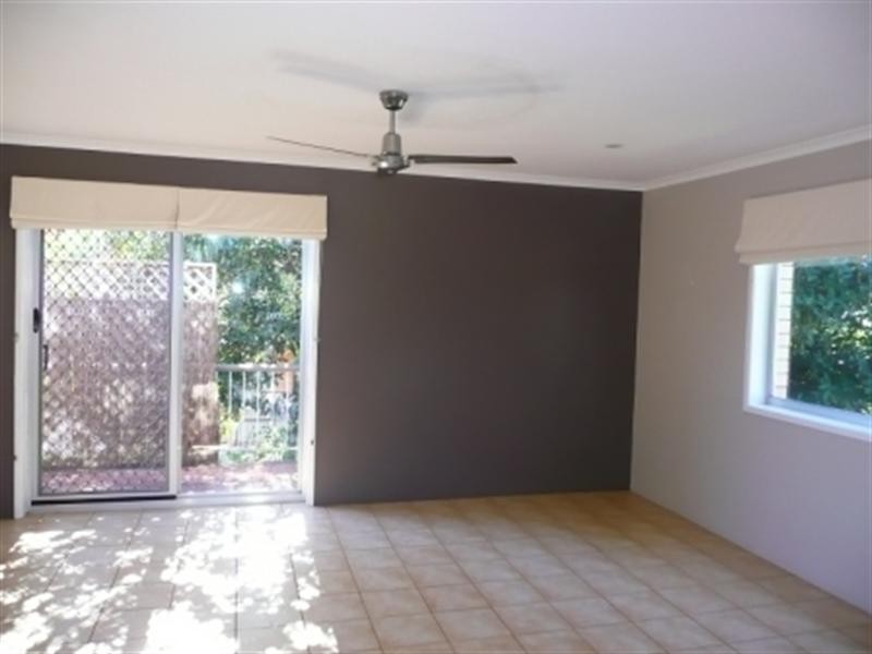 11-203 Scarborough, Southport QLD 4215