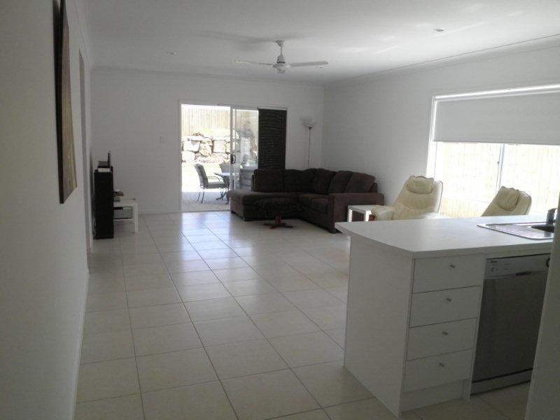 27 Barrington St off McAudley Parade, Pacific Pines QLD 4211