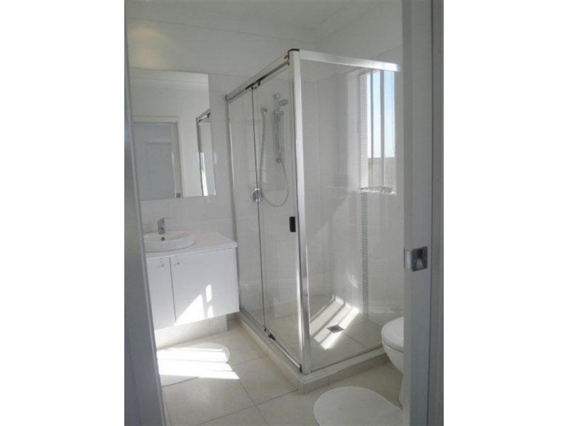 27 Barrington St off McAudley Parade, Pacific Pines QLD 4211