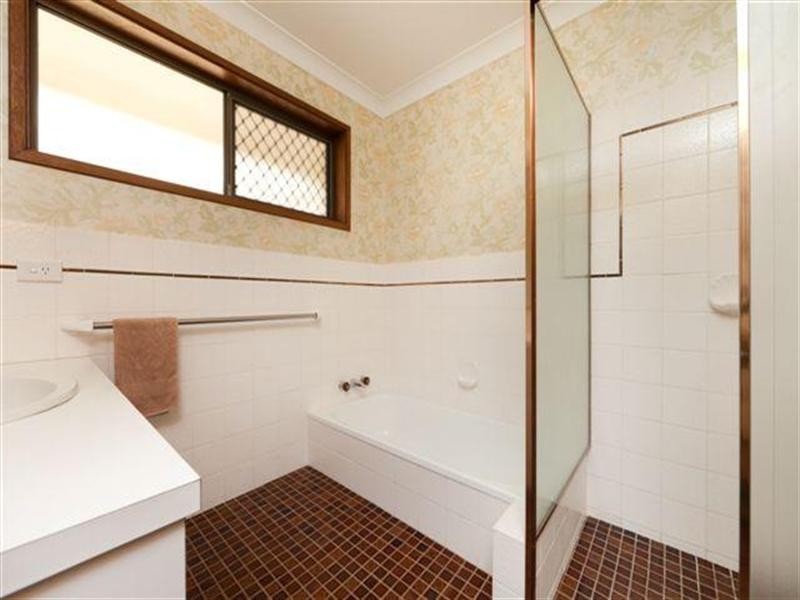 10 Midshipman Court, Surfers Paradise QLD 4217