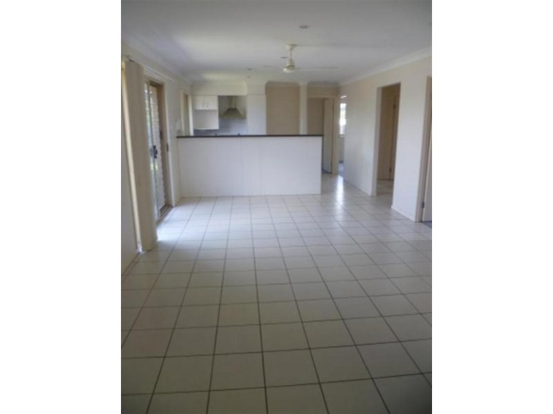 27 Blueberry Ash Court, Boronia Heights QLD 4124