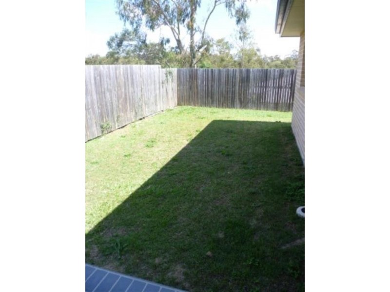27 Blueberry Ash Court, Boronia Heights QLD 4124