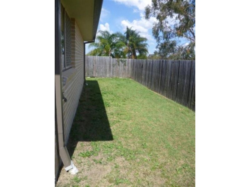 27 Blueberry Ash Court, Boronia Heights QLD 4124