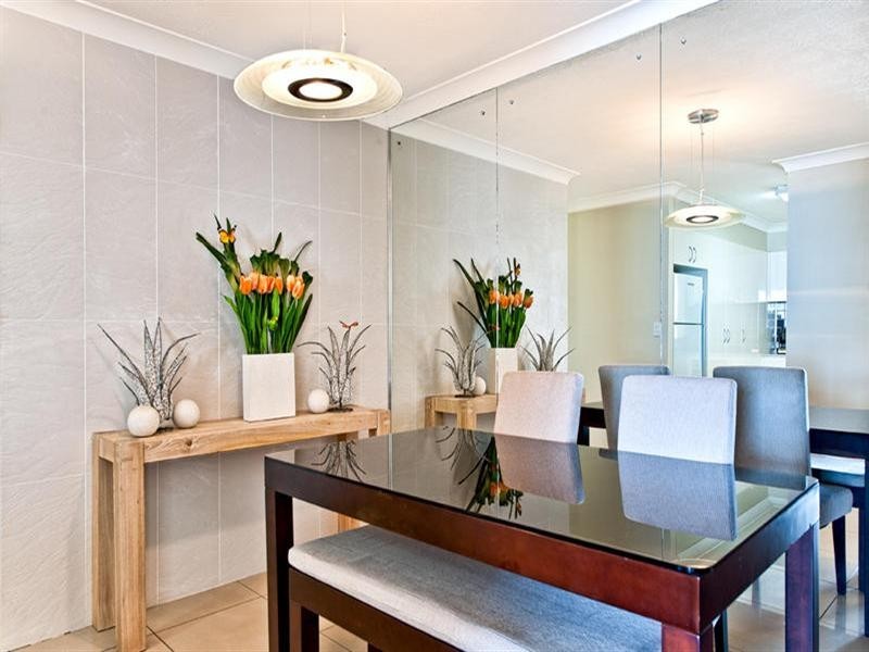 50 Old Burleigh Road, Surfers Paradise QLD 4217