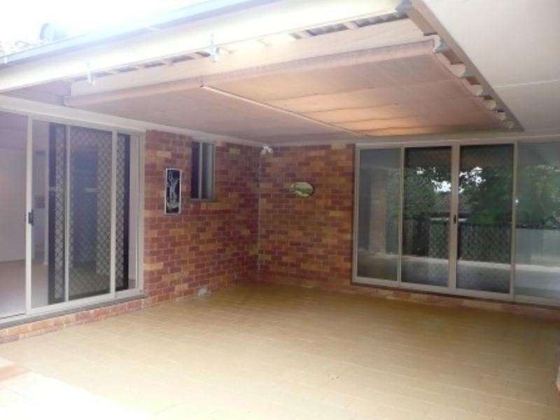 1/70 Falconer Street, Southport QLD 4215