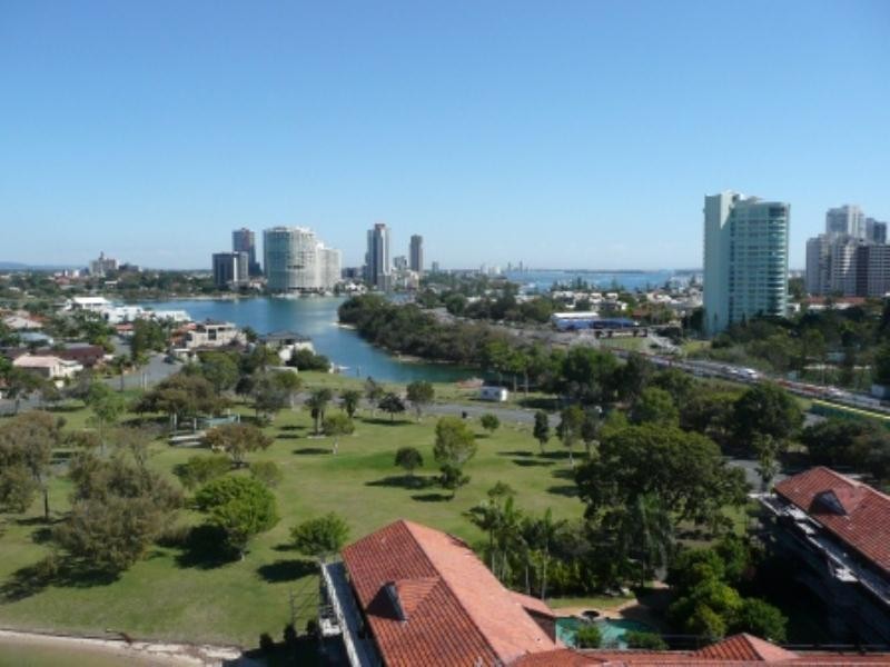 47/20 Commodore Drive, Surfers Paradise QLD 4217