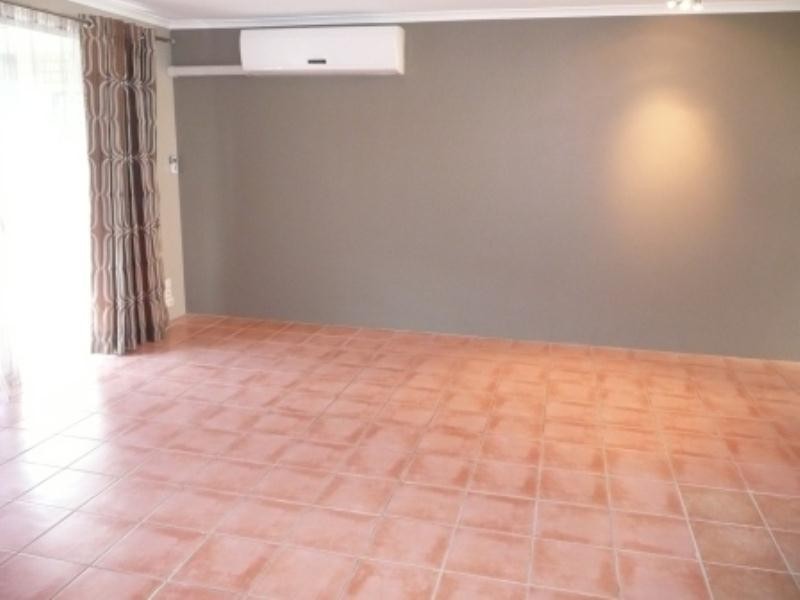 4-120 Stanhill Drive, Chevron Island QLD 4217