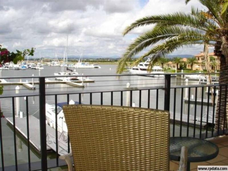 1511 Rosebank Way, Hope Island QLD 4212