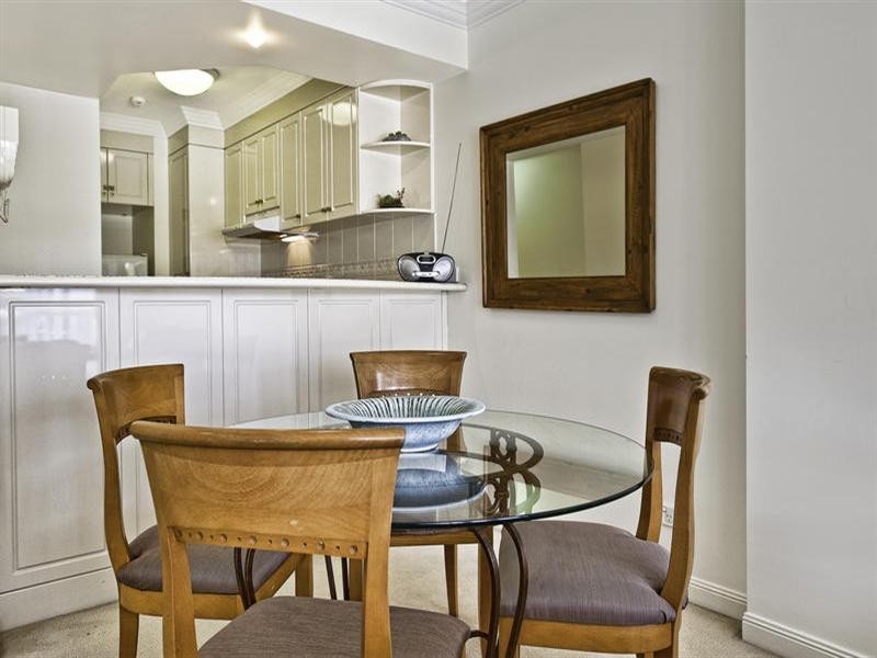 90 Surf Parade – The Phoenician East, Surfers Paradise QLD 4217