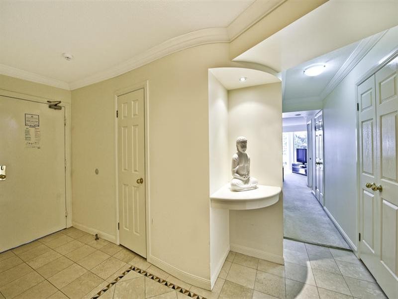 90 Surf Parade – The Phoenician East, Surfers Paradise QLD 4217