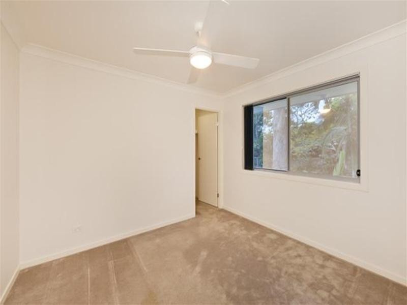 60 Broad Street, Labrador QLD 4215