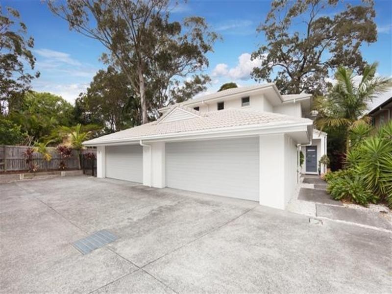 60 Broad Street, Labrador QLD 4215