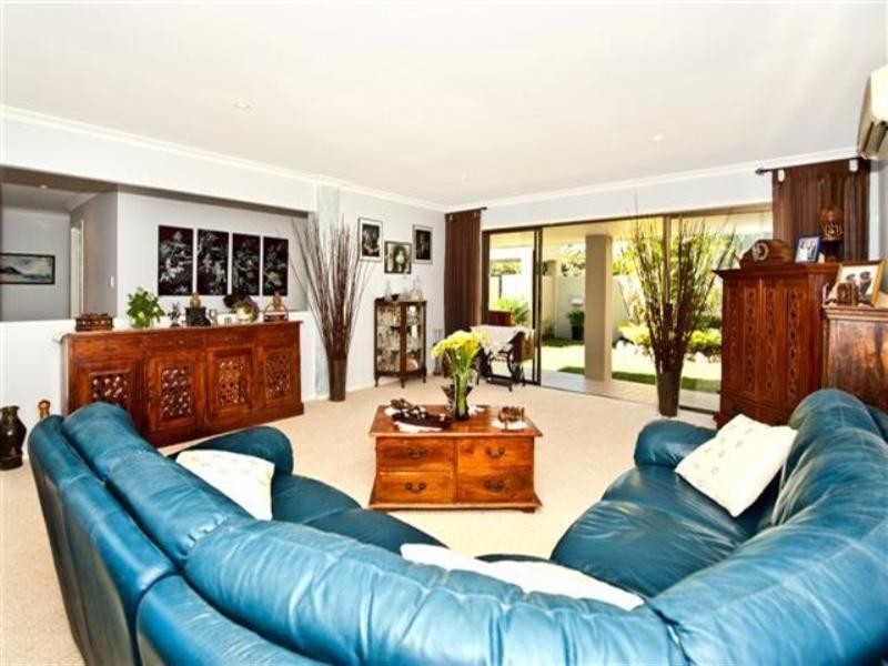 201 Heeb Street, Ashmore QLD 4214