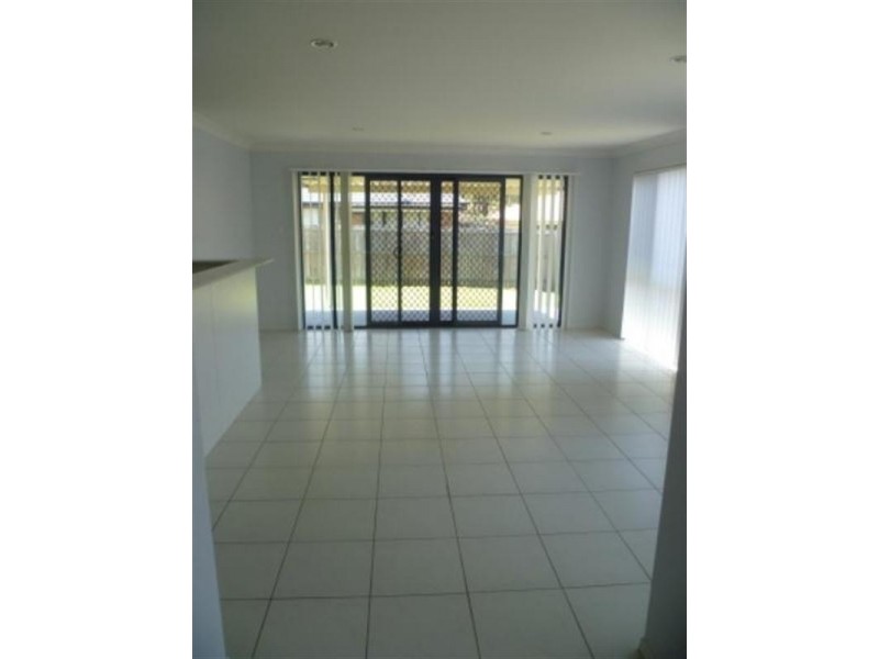 18 Hulett Street, Goodna QLD 4300