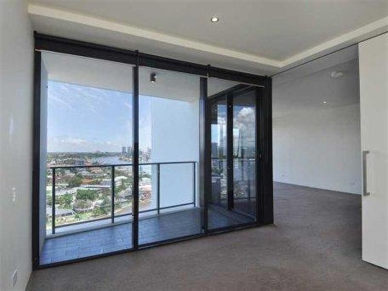 4 Wahroonga Place, Surfers Paradise QLD 4217