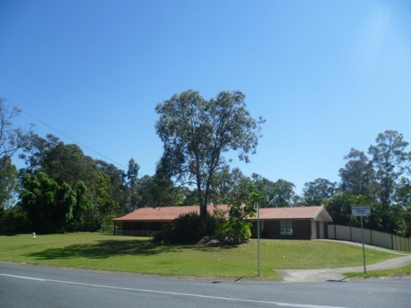 1 Derwent Avenue, Helensvale QLD 4212