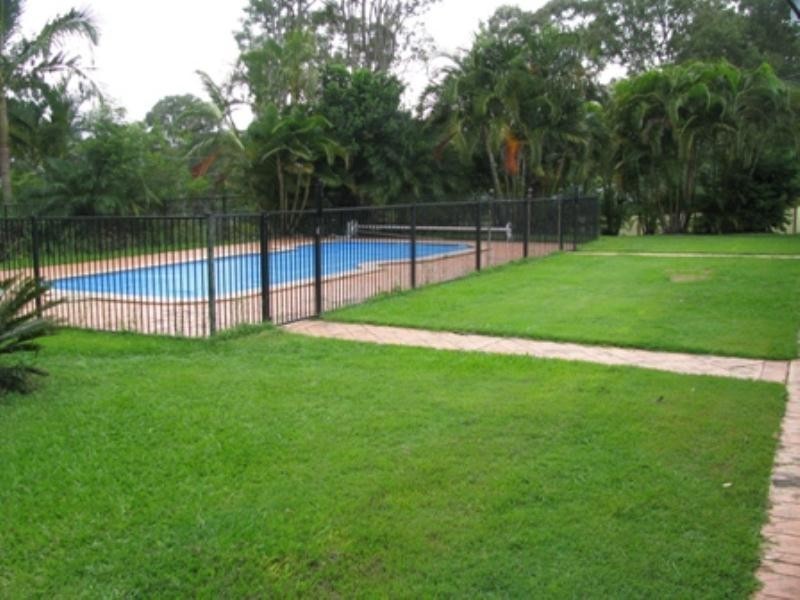 1 Derwent Avenue, Helensvale QLD 4212