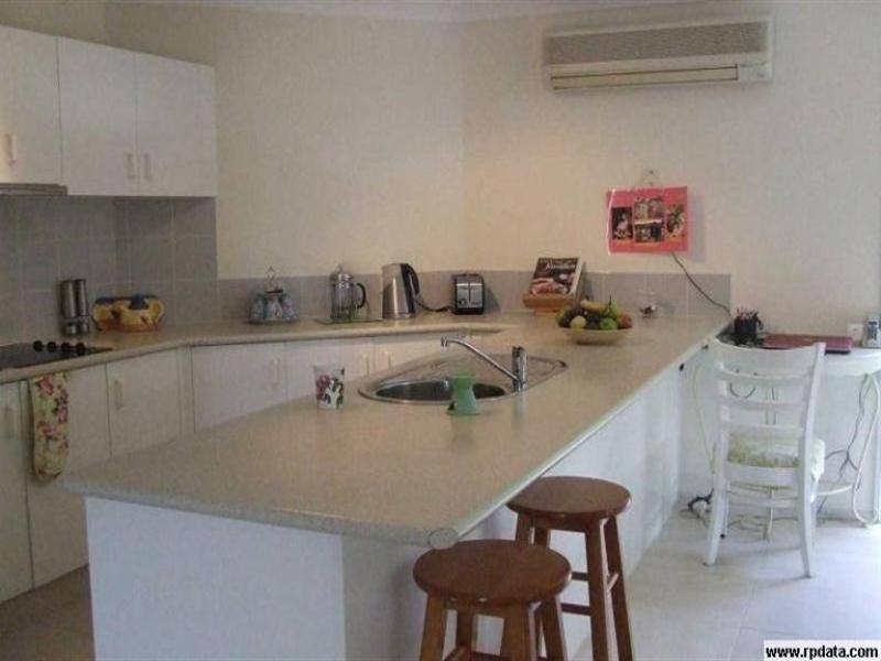 63/88 Cotlew Street, Southport QLD 4215