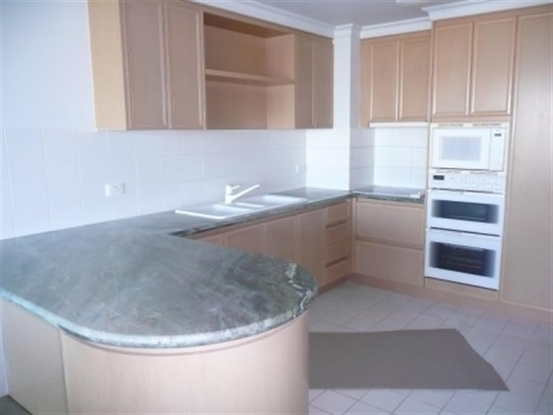 C13-3/75 Brighton Parade, Southport QLD 4215