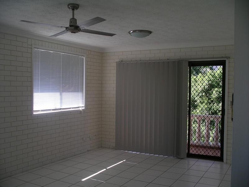 6 Genoa Street, Surfers Paradise QLD 4217