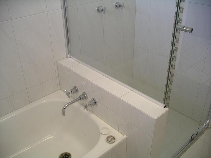 6 Genoa Street, Surfers Paradise QLD 4217