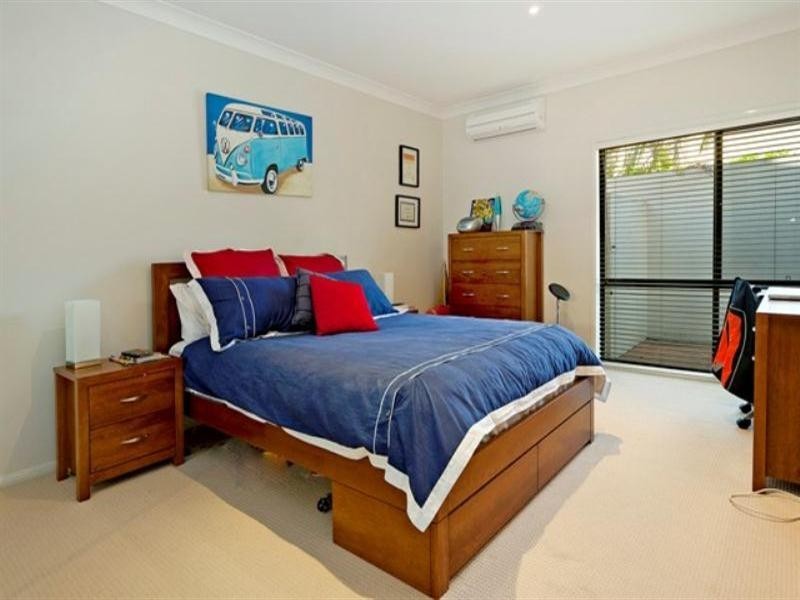 Hope Island QLD 4212