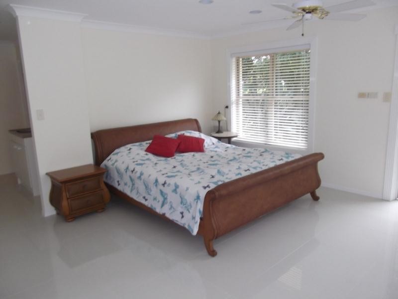 71 Marbella Drive, Benowa QLD 4217