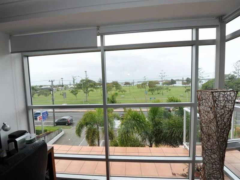 13-130 Marine Parade, Southport QLD 4215