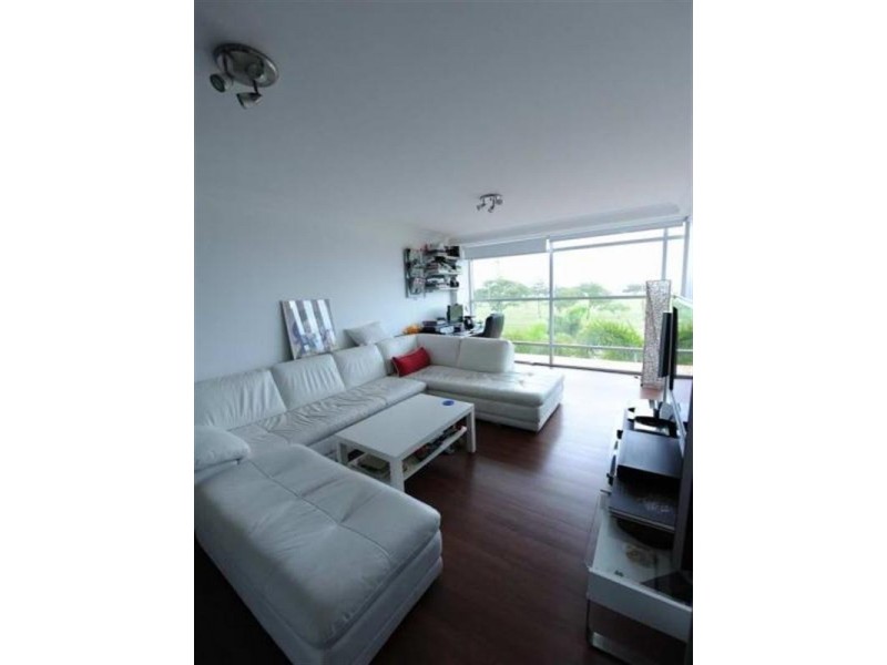 13-130 Marine Parade, Southport QLD 4215