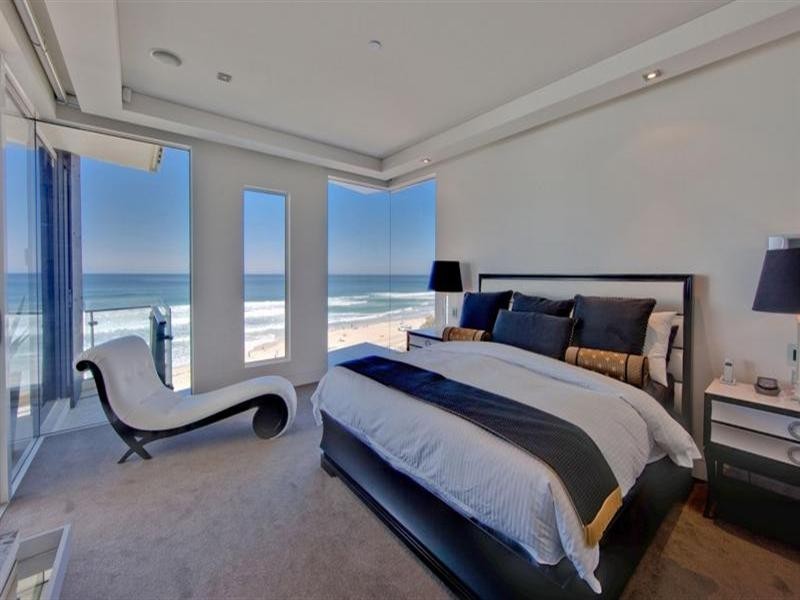 1 Enderley Avenue, Surfers Paradise QLD 4217