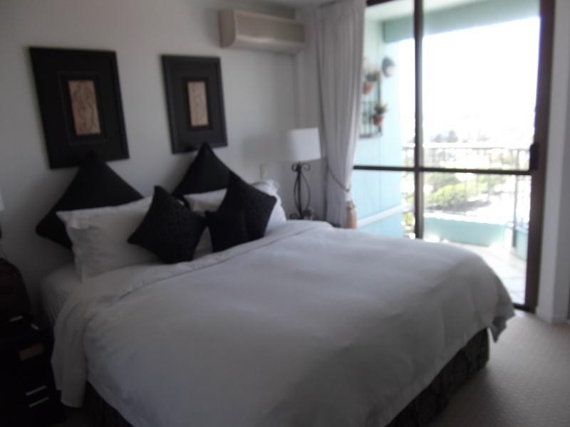 16b-114 Marine Parade, Southport QLD 4215