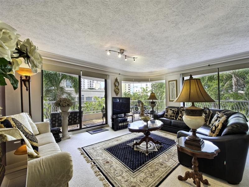 30 Layock Street, Surfers Paradise QLD 4217