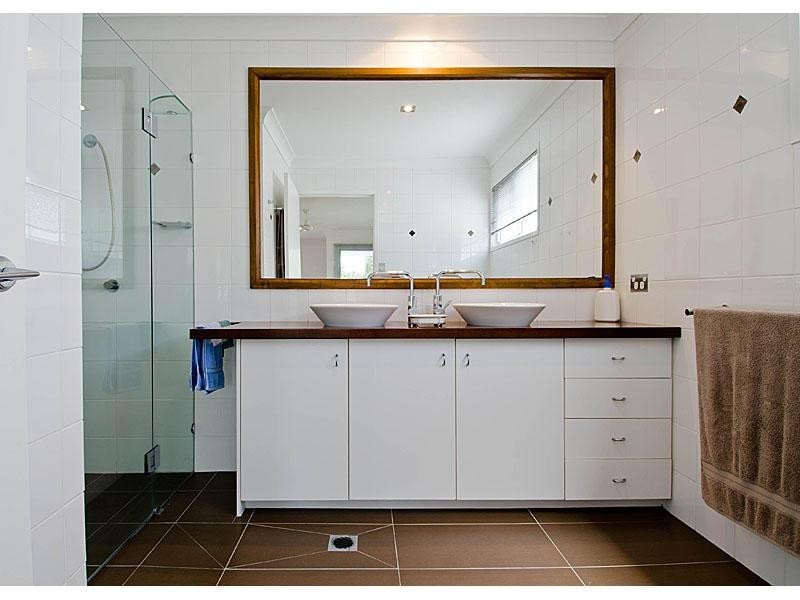 2/24 Norfolk Avenue, Surfers Paradise QLD 4217