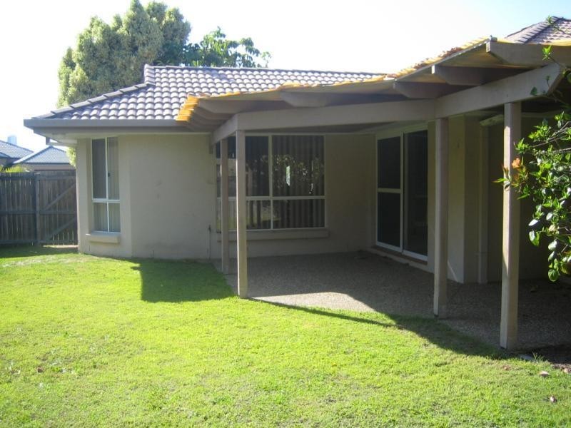 7 Marjorie Crescent, Benowa QLD 4217