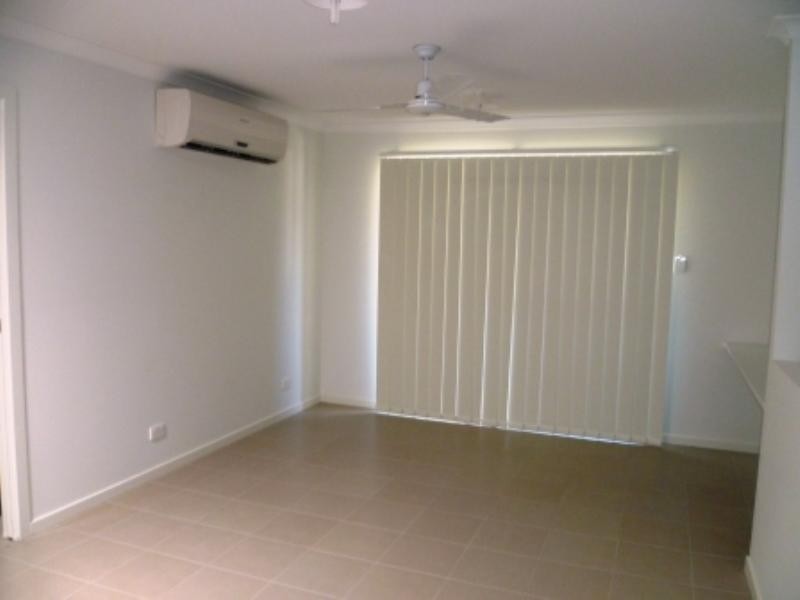 6/17 Gibosa Lane, Coomera QLD 4209