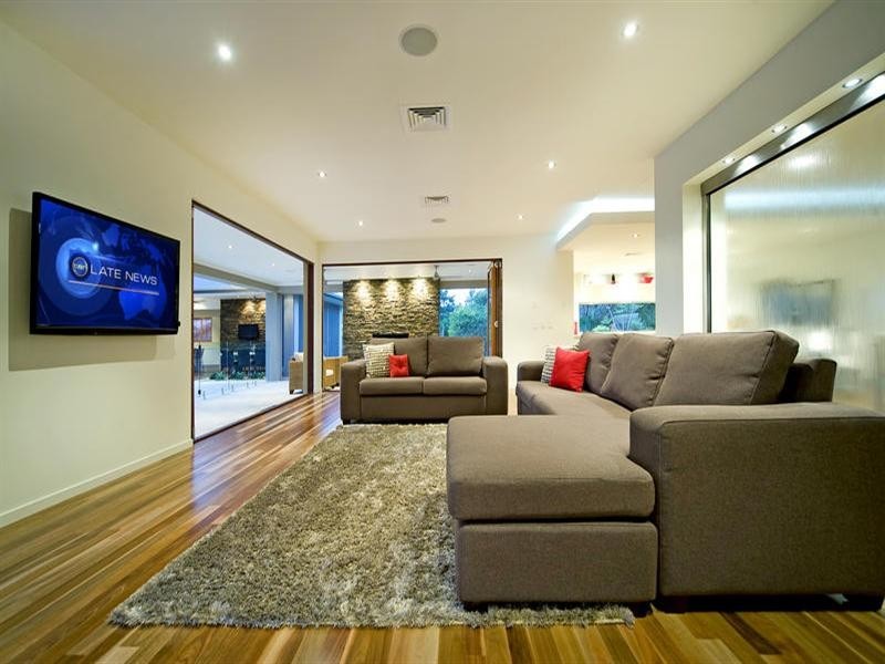 25 Clarence Drive, Helensvale QLD 4212