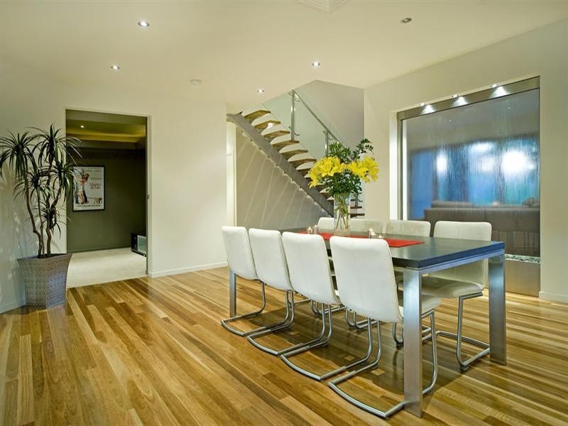 25 Clarence Drive, Helensvale QLD 4212