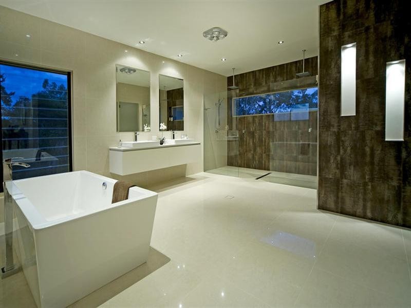 25 Clarence Drive, Helensvale QLD 4212