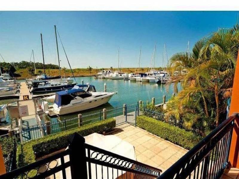 Hope Island QLD 4212