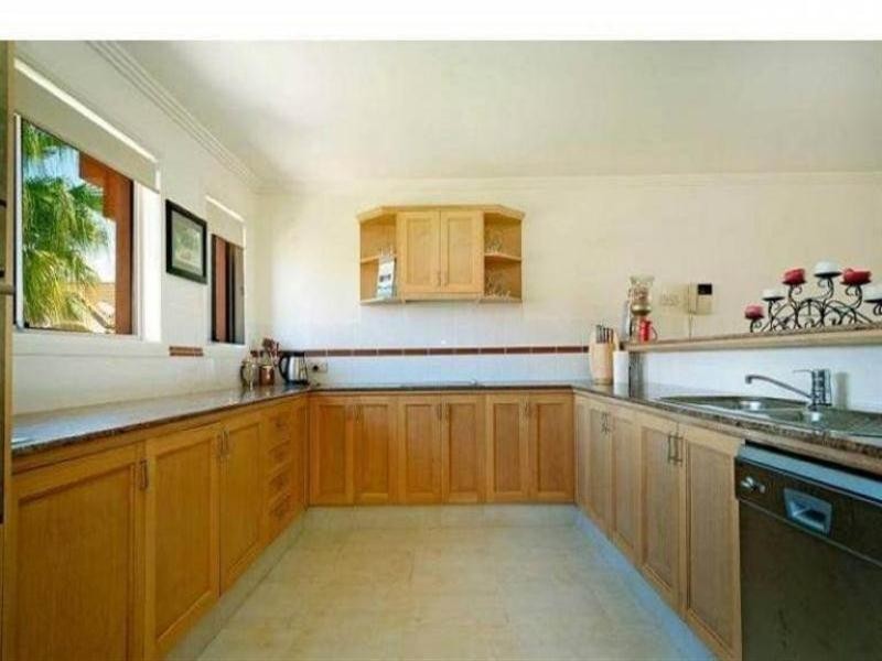 Hope Island QLD 4212