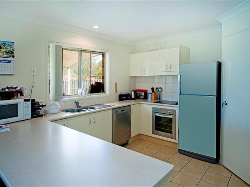 2 Fitzgerald Close, Maudsland QLD 4210