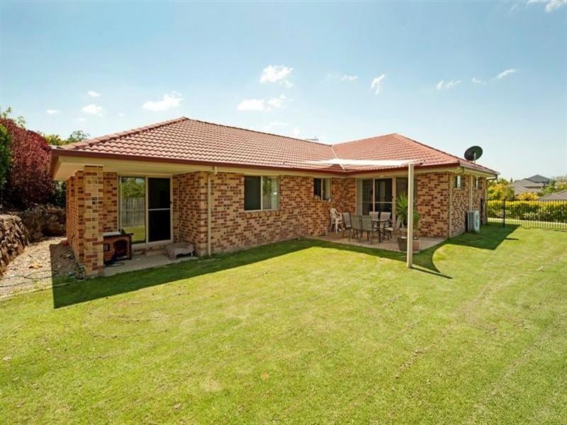 2 Fitzgerald Close, Maudsland QLD 4210