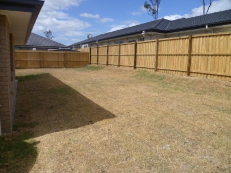 7 Frankland Avenue, Waterford QLD 4133