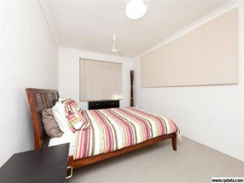 2/9 Tima Avenue, Surfers Paradise QLD 4217