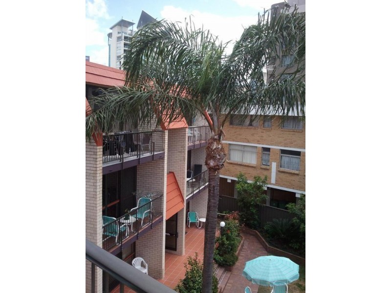 21 Old Burleigh Road, Surfers Paradise QLD 4217