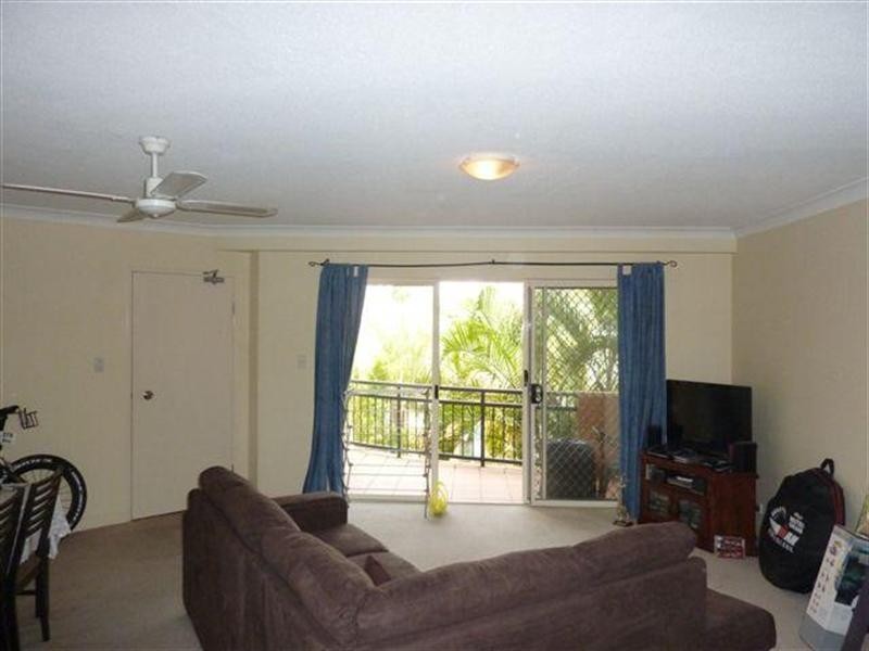 6/31-33 Mawarra Street, Chevron Island QLD 4217