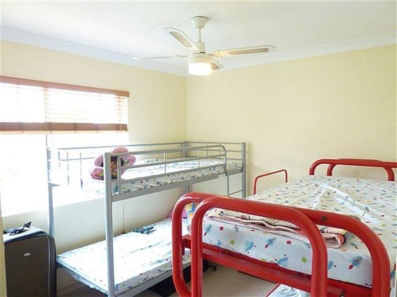 6/31-33 Mawarra Street, Chevron Island QLD 4217