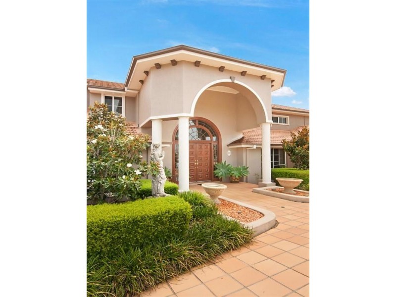 40 – 42 The Peninsula, Sovereign Islands QLD 4216