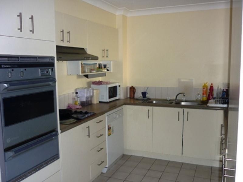 910-70 Remembrance Drive, Surfers Paradise QLD 4217