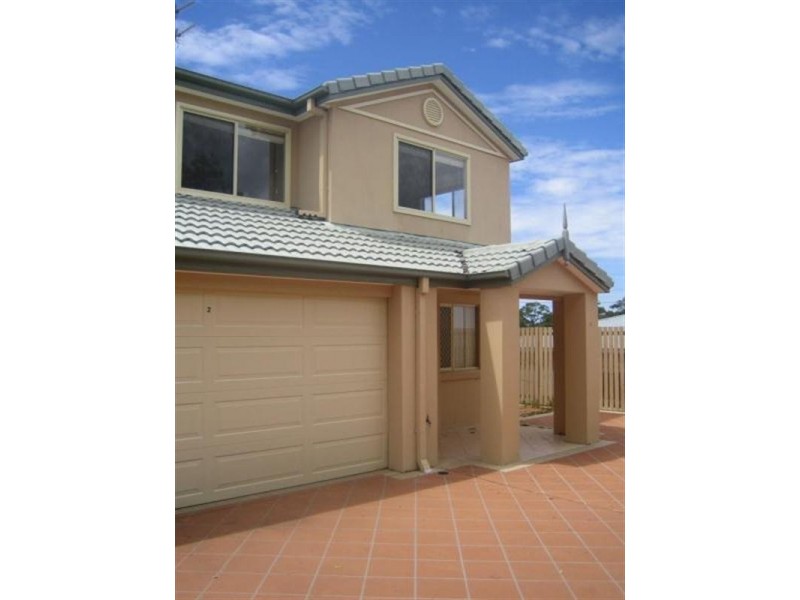 2-76a Pohlman Street, Southport QLD 4215